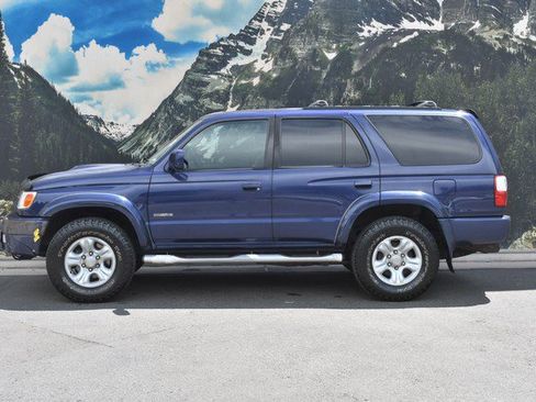 Used 2002 Toyota 4Runner SR5 AWD/4WD image 7