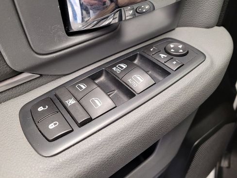 Used 2017 RAM 1500 Big Horn image 27