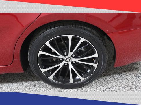 Used 2020 Toyota Camry SE image 36