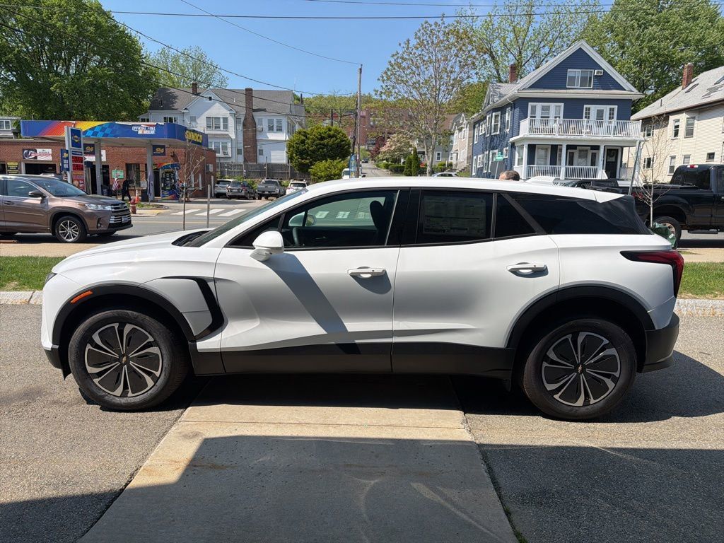 New 2025 Chevrolet Blazer EV LT w/ LPO, All-Weather Mat Package AWD/4WD image 2
