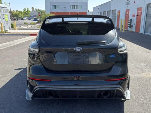 Used 2017 Ford Focus RS AWD/4WD image 4