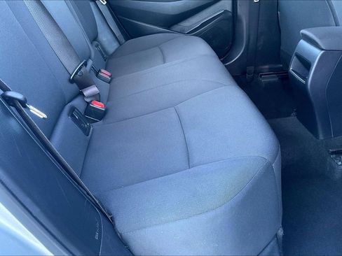 Used 2022 Toyota Corolla LE image 18