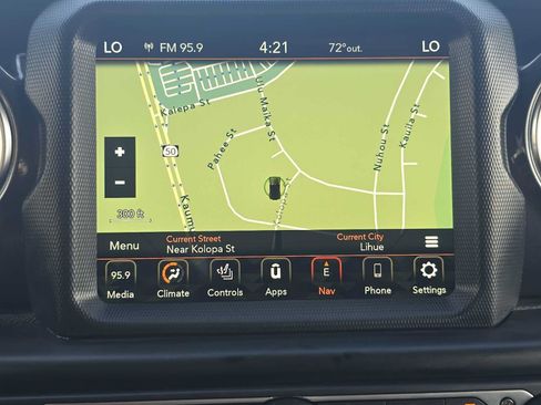 Used 2023 Jeep Wrangler Unlimited Sahara AWD/4WD image 20