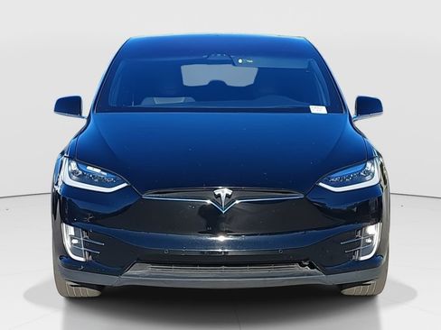 Used 2017 Tesla Model X 75D image 2