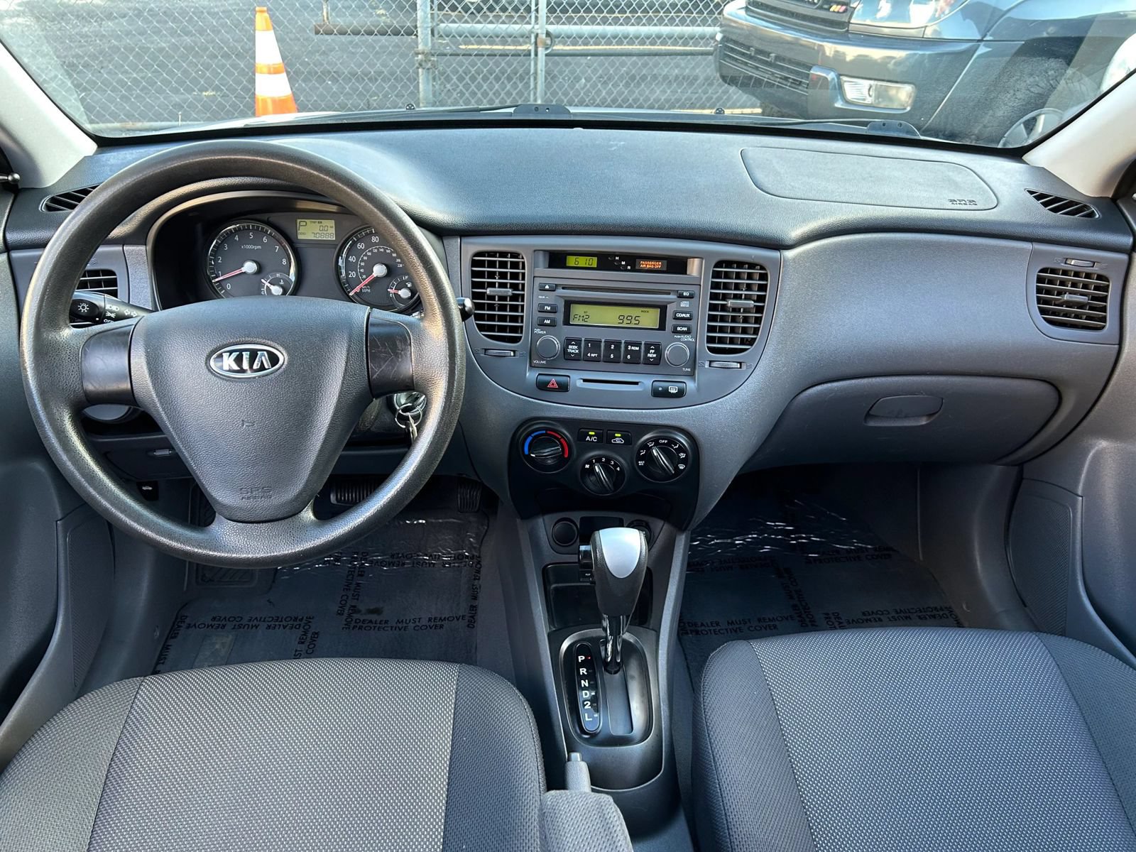 Used 2008 Kia Rio LX FWD image 9