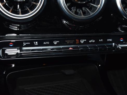 Certified 2025 Mercedes-Benz CLA 250 4MATIC image 13