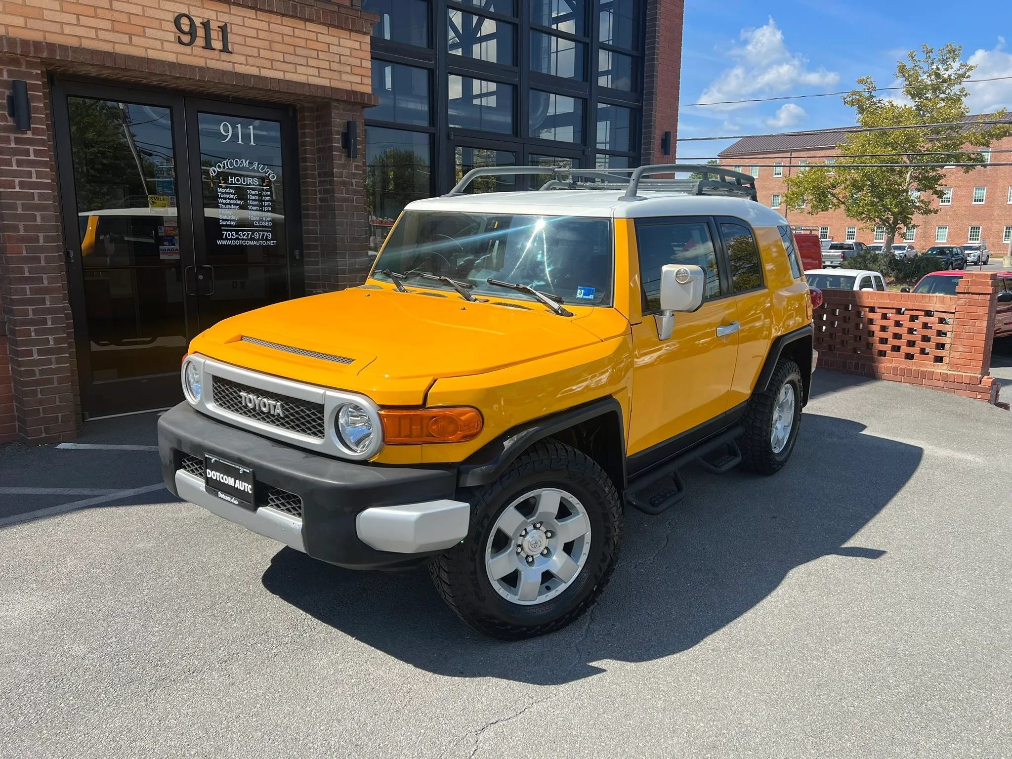Used 2007 Toyota FJ Cruiser 4WD image 1