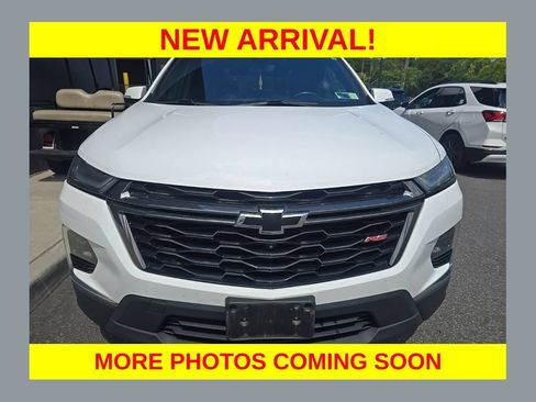 Used 2023 Chevrolet Traverse RS AWD/4WD image 1