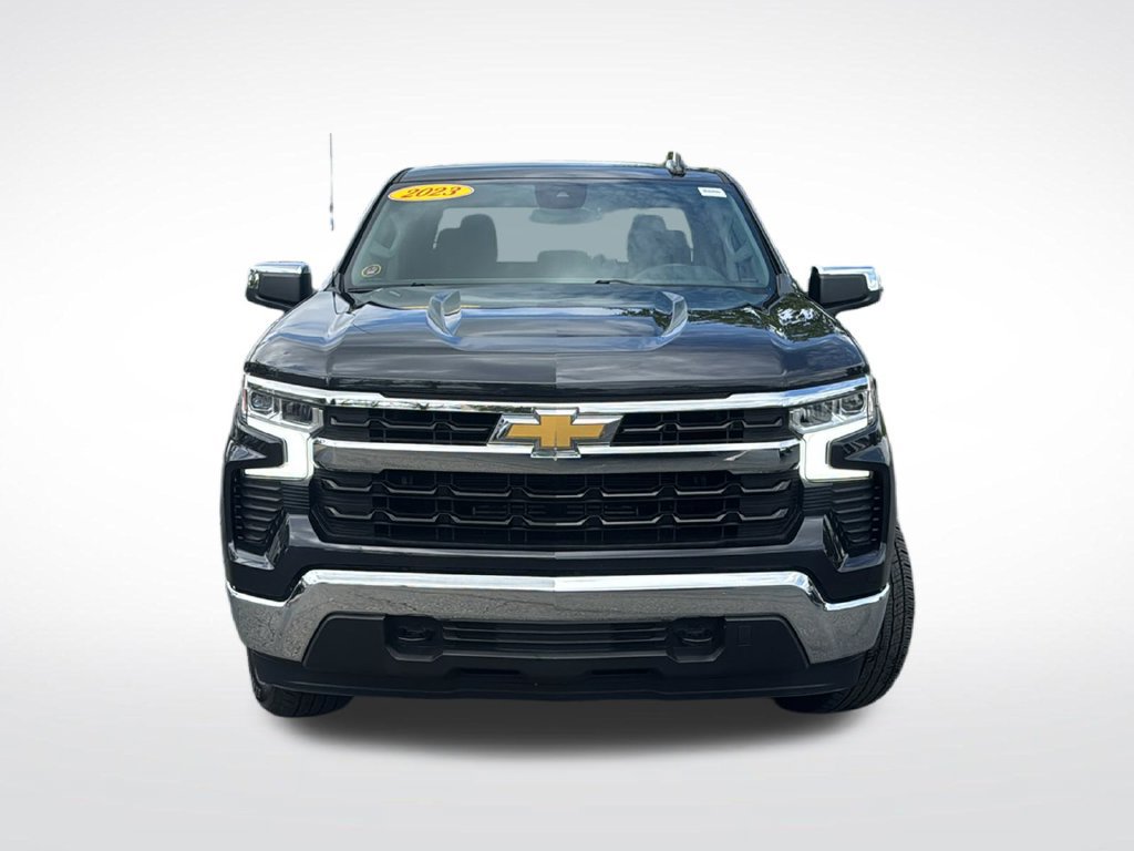 Used 2023 Chevrolet Silverado 1500 LT AWD/4WD image 2