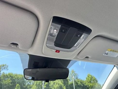 New 2026 Kia Sorento S FWD image 11