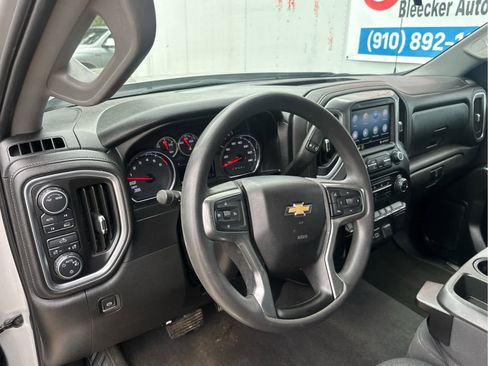 Used 2020 Chevrolet Silverado 1500 LT w/ Trailering Package image 24