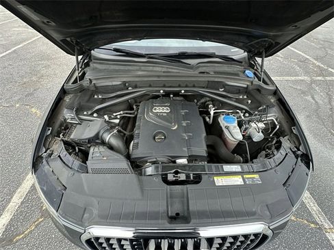 Used 2016 Audi Q5 2.0T Premium Plus w/ Technology Package image 18