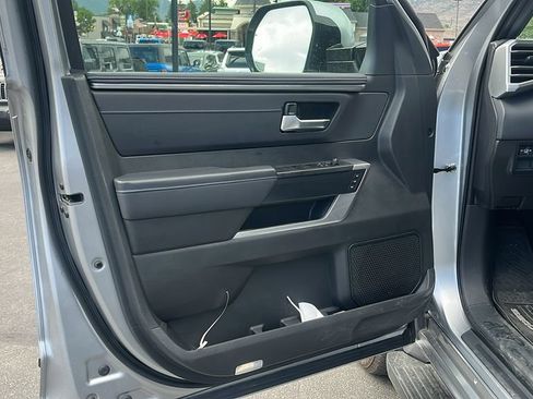 Used 2024 Toyota Sequoia Platinum AWD/4WD image 9