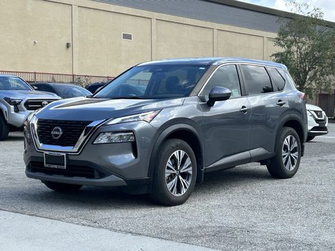Certified 2023 Nissan Rogue SV image 2