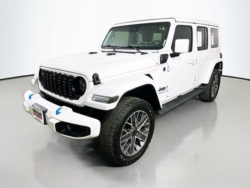 Used 2024 Jeep Wrangler High Altitude image 3