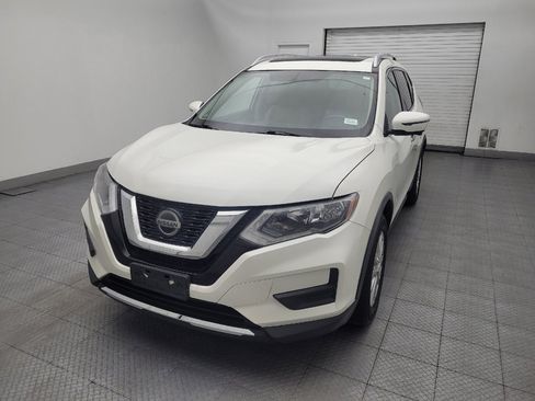 Used 2018 Nissan Rogue SV w/ Sun & Sound Touring Package FWD image 15