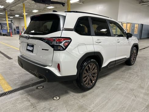 Used 2025 Subaru Forester Sport image 8