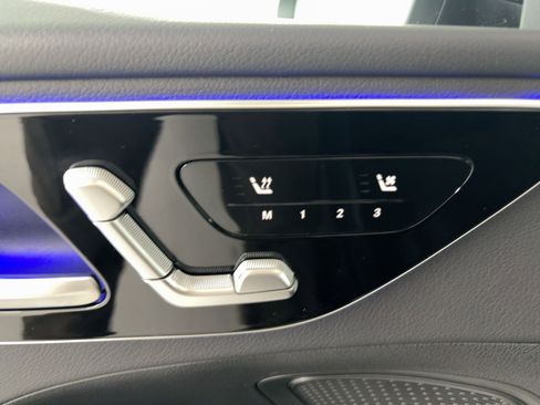 Certified 2025 Mercedes-Benz C 300 Sedan image 22