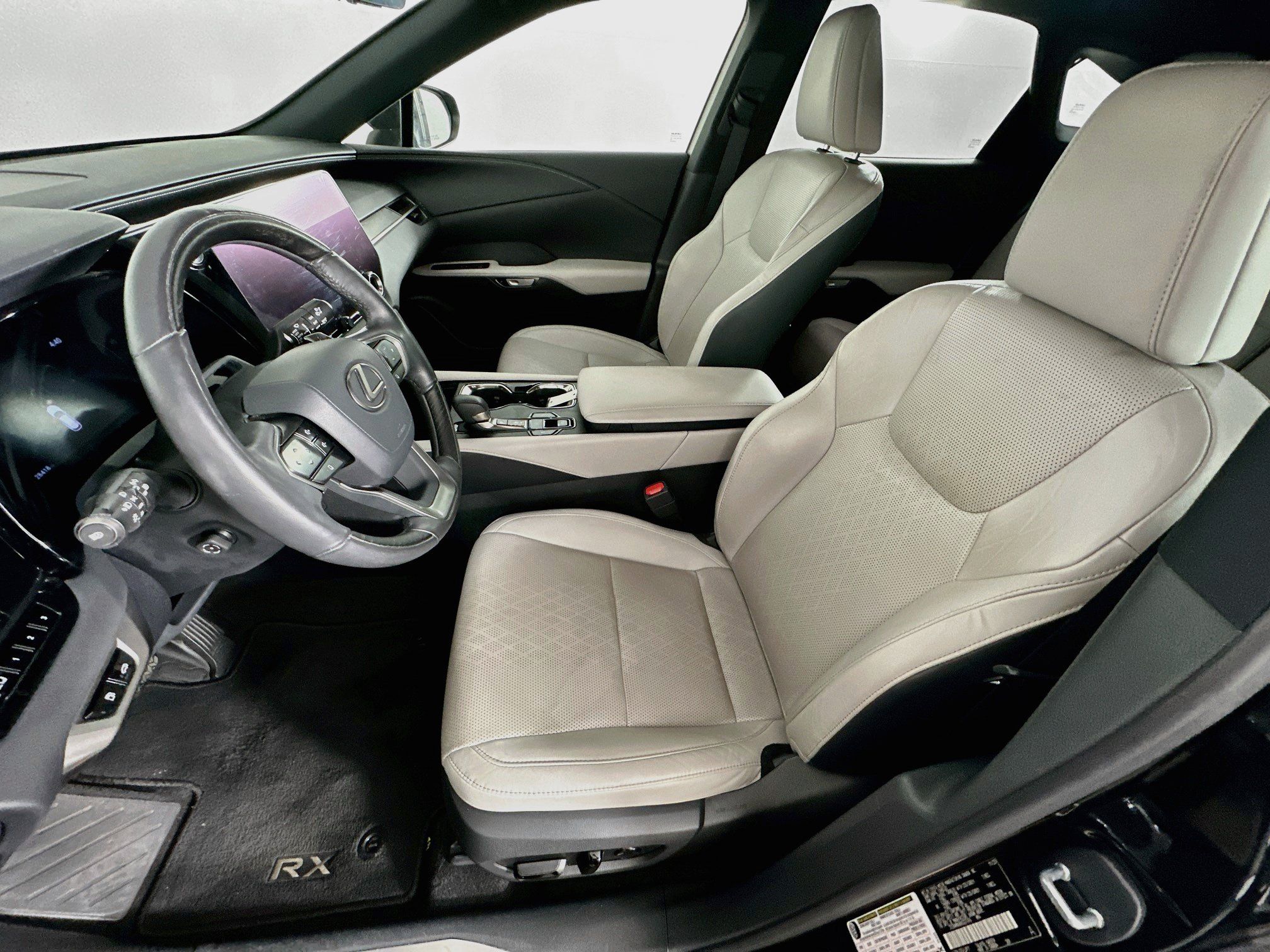 Used 2024 Lexus RX 350 Premium Plus w/ Convenience Package FWD image 13