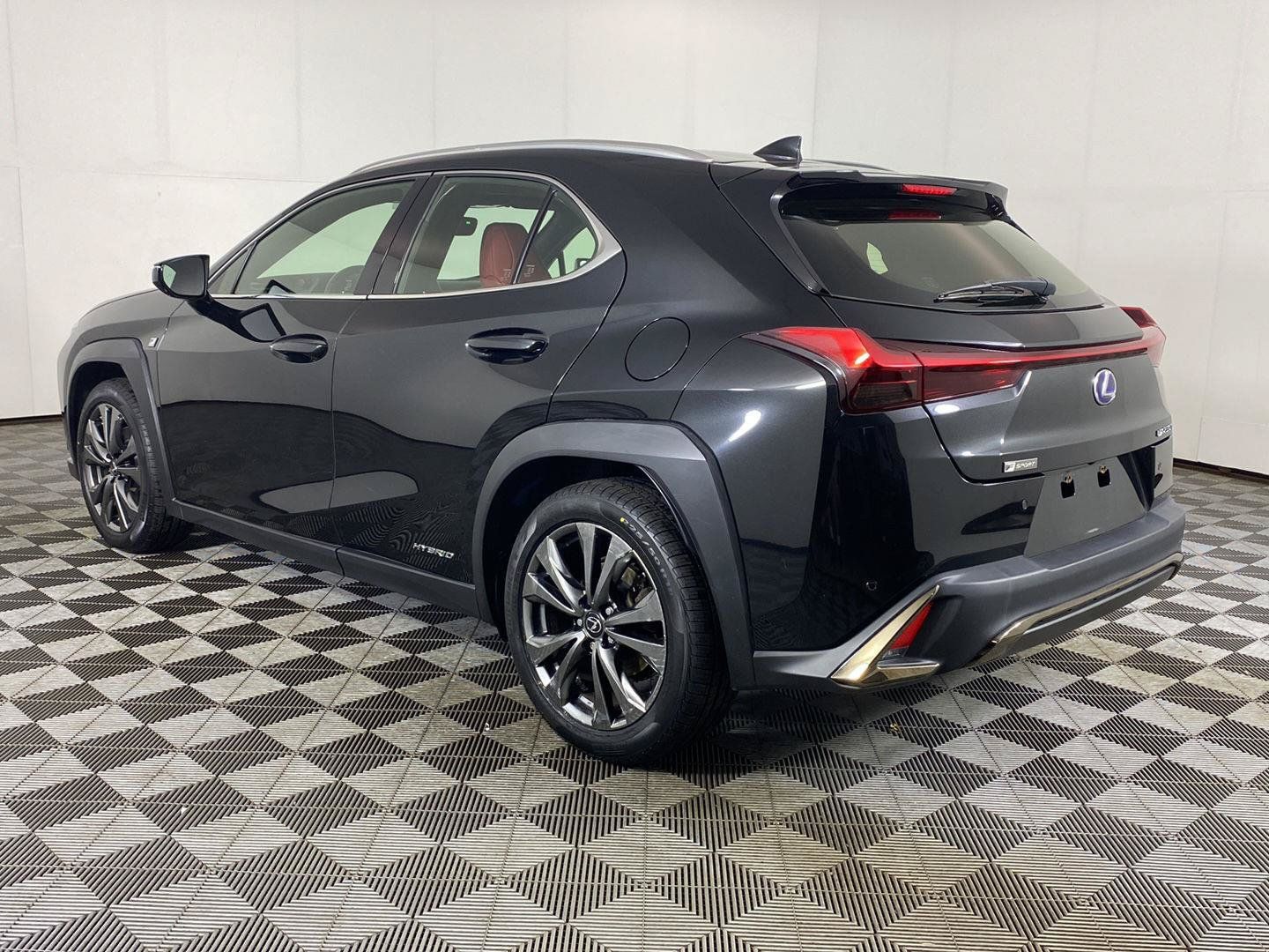 Used 2019 Lexus UX 250h F Sport w/ F Sport Premium Package AWD/4WD image 9