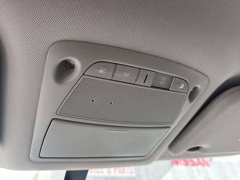 Used 2019 Nissan Pathfinder S image 21