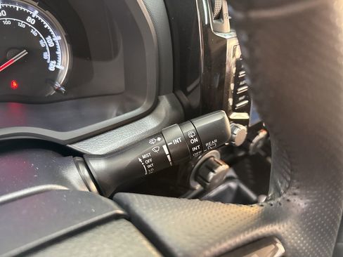 Certified 2022 Toyota 4Runner TRD Off-Road Premium image 23