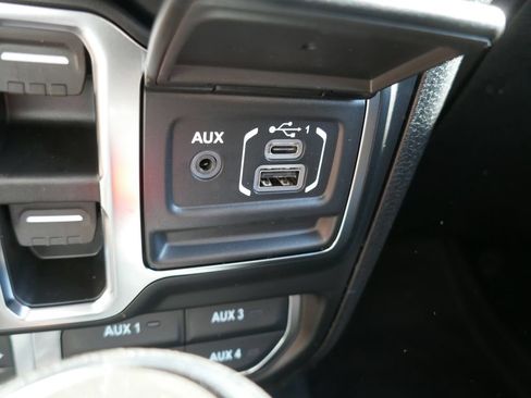 New 2026 Jeep Gladiator Mojave AWD/4WD image 23