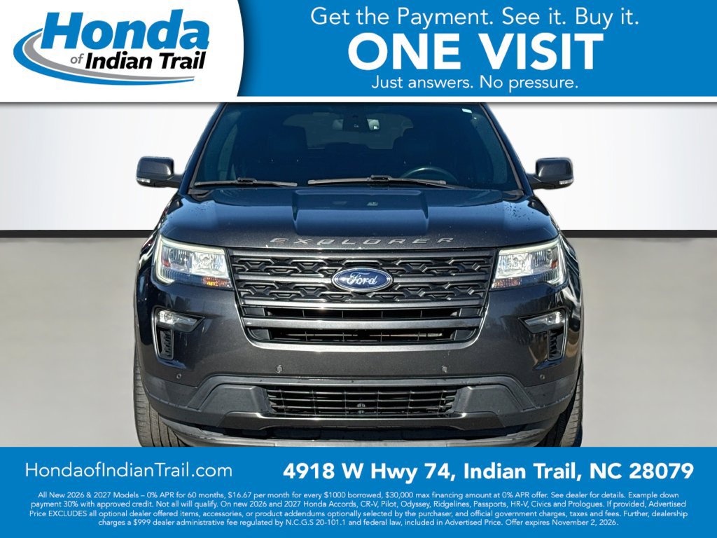 Used 2018 Ford Explorer XLT w/ Equipment Group 202A FWD image 2