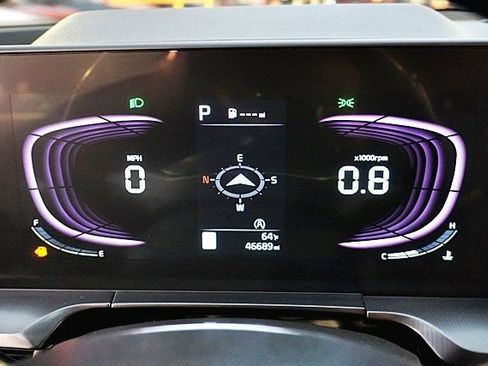 Used 2024 Kia Telluride LX image 33