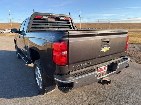 Used 2016 Chevrolet Silverado 2500 LT w/ LT Convenience Package image 8