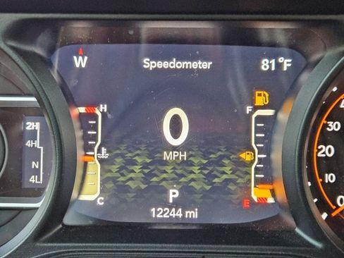 Used 2024 Jeep Wrangler Unlimited Rubicon w/ Capability Package AWD/4WD image 10
