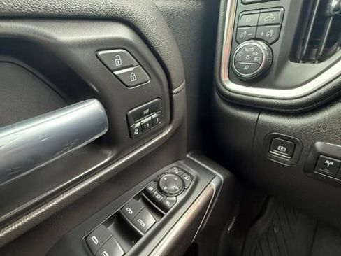 Used 2023 Chevrolet Silverado 2500 LTZ AWD/4WD image 17