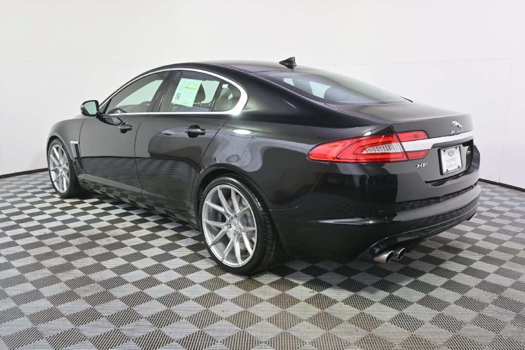 Used 2014 Jaguar XF Supercharged RWD image 3