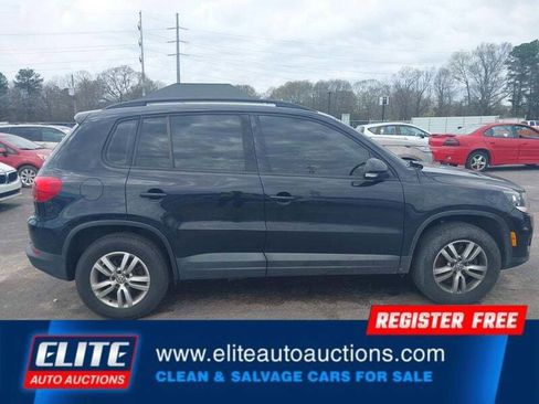 Used 2017 Volkswagen Tiguan S image 25