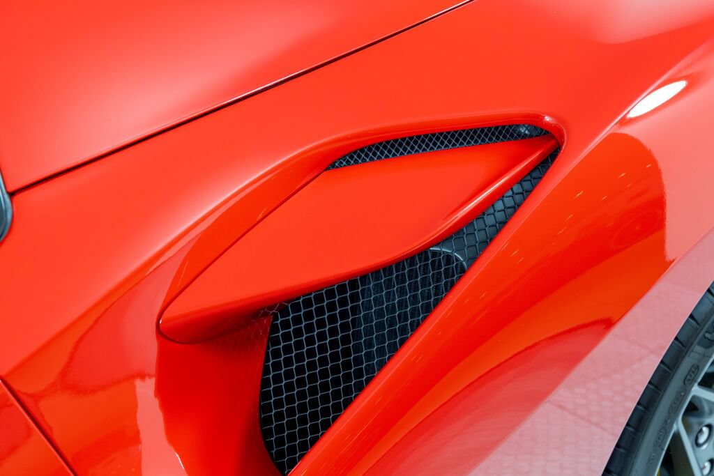 Used 2022 Ferrari F8 Tributo RWD image 27