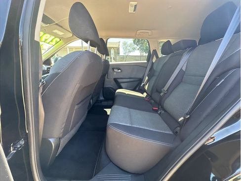 Used 2022 Nissan Rogue SV AWD/4WD image 13