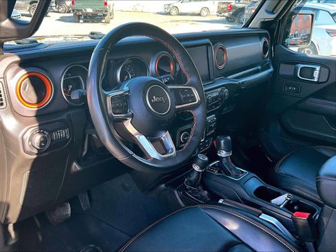 Used 2022 Jeep Gladiator Mojave w/ Cold Weather Group image 8