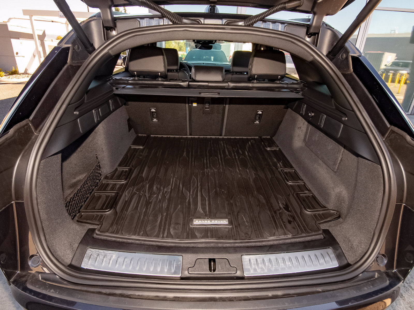 New 2026 Land Rover Range Rover Velar S AWD/4WD image 50