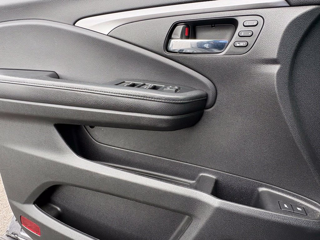 Used 2022 Honda Pilot Special Edition image 12