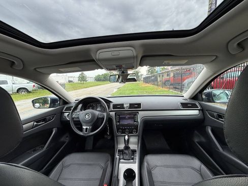 Used 2015 Volkswagen Passat TDI SE FWD image 24
