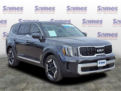 Certified 2025 Kia Telluride LX