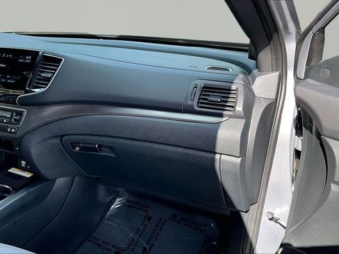 Certified 2023 Honda Passport EX-L image 18