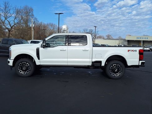 New 2026 Ford F250 Platinum image 32
