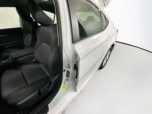 Used 2026 Toyota Camry LE FWD image 12