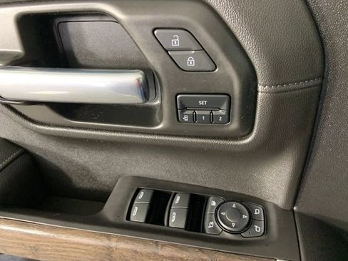 Used 2021 GMC Sierra 1500 Denali w/ Denali Ultimate Package AWD/4WD image 32