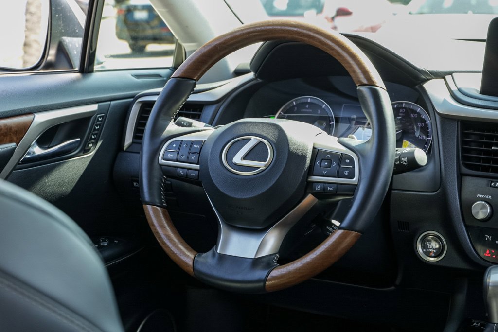 Used 2020 Lexus RX 350L FWD w/ Premium Package image 30