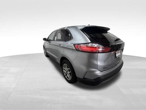 Used 2024 Ford Edge SEL AWD/4WD image 11