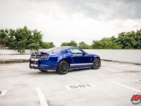 Used 2013 Ford Mustang Shelby GT500 RWD image 49