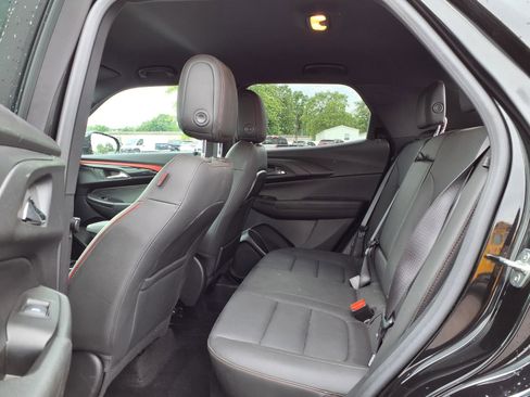 Used 2024 Chevrolet TrailBlazer RS w/ Convenience Package FWD image 22