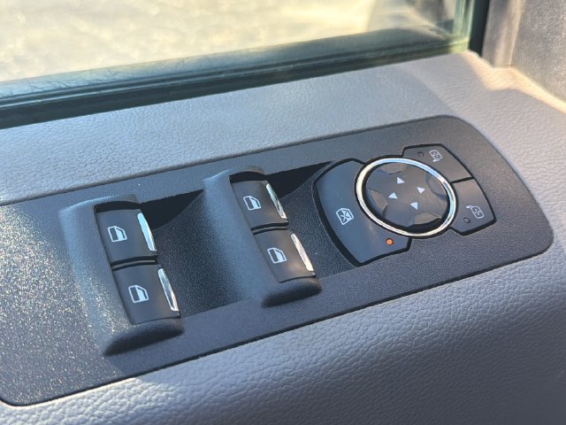 Used 2018 Ford F150 XLT w/ Equipment Group 302A Luxury AWD/4WD image 13
